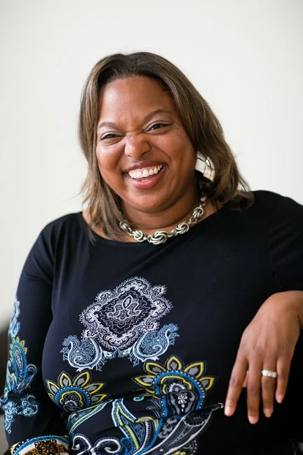 Notary Sydni Craig-Hart smiling at Smart Simple Notary Fairfield CA office.